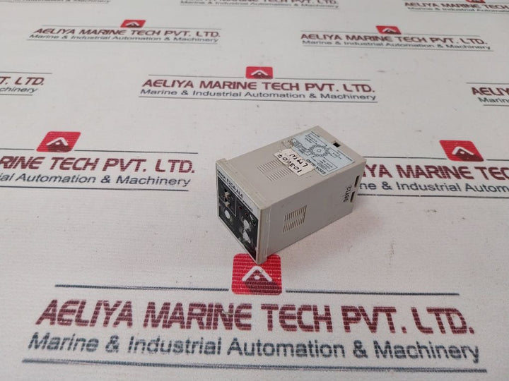 Omron E2Ca-al4D Proximity Sensor Amplifier