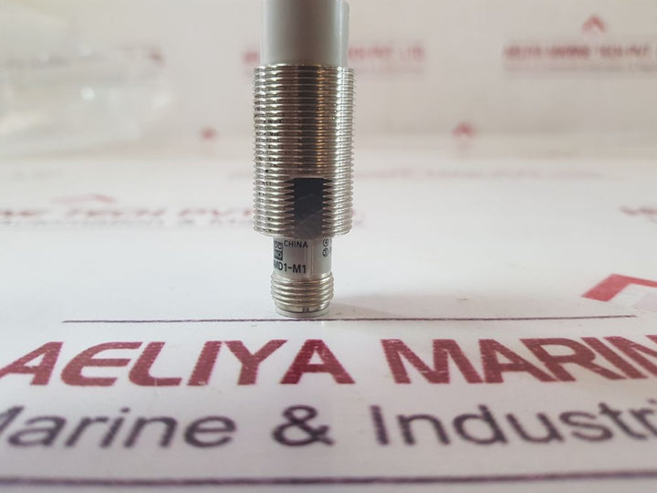 Omron E2E-x14Md1-m1 Sensor

