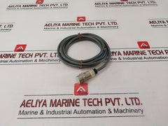 Omron E2E-x5E2 Proximity Sensor 