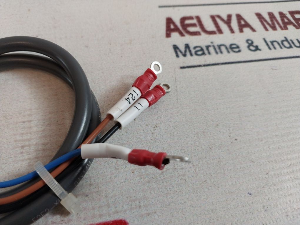 Omron E2E2-x5C1 Proximity Sensor