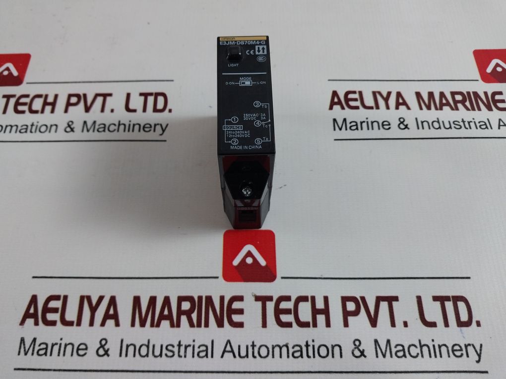 Omron E3Jm-ds70M4-g Photoelectric Switch Sensor