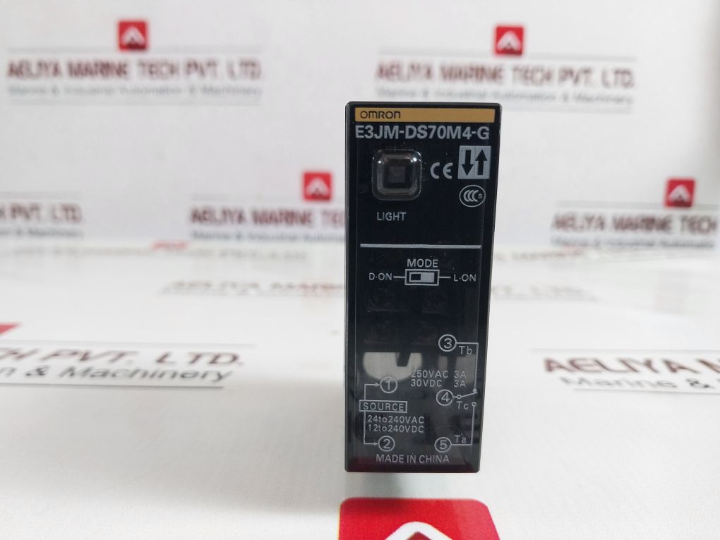 Omron E3Jm-ds70M4-g Photoelectric Switch Sensor