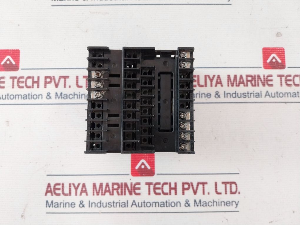 Omron E5An-r1T Temperature Controller 50/60Hz 10Va