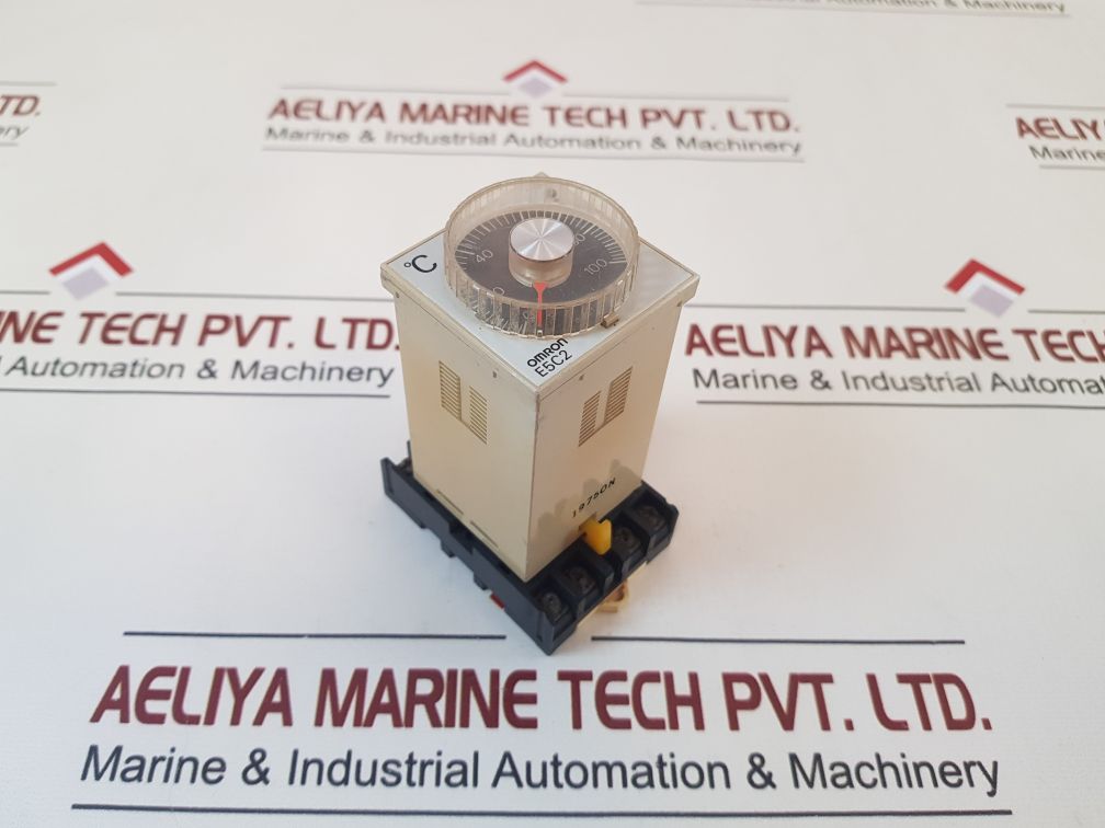 Omron E5C2-r20G Temperature Controller 0-100°C ,200/220 Vac