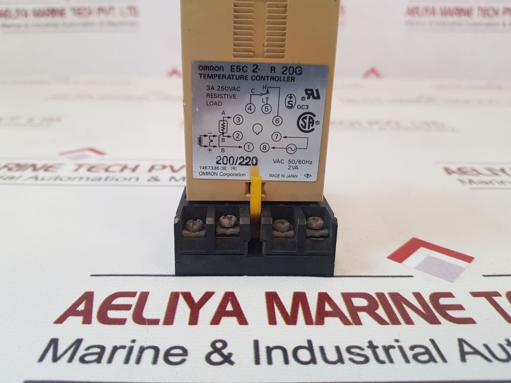 Omron E5C2-r20G Temperature Controller 0-100°C ,200/220 Vac