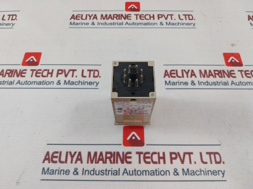 Omron E5C2-r20G Temperature Controller