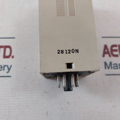 Omron E5C2-r20G Temperature Controller