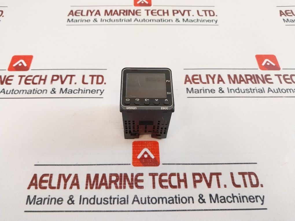 Omron E5Cc-qx2Asm-800 Digital Temperature Controller