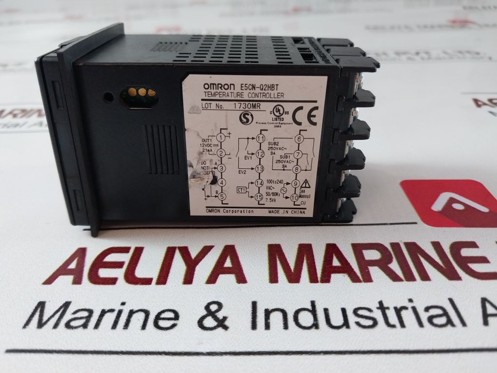 Omron E5Cn-q2Hbt Temperature Controller