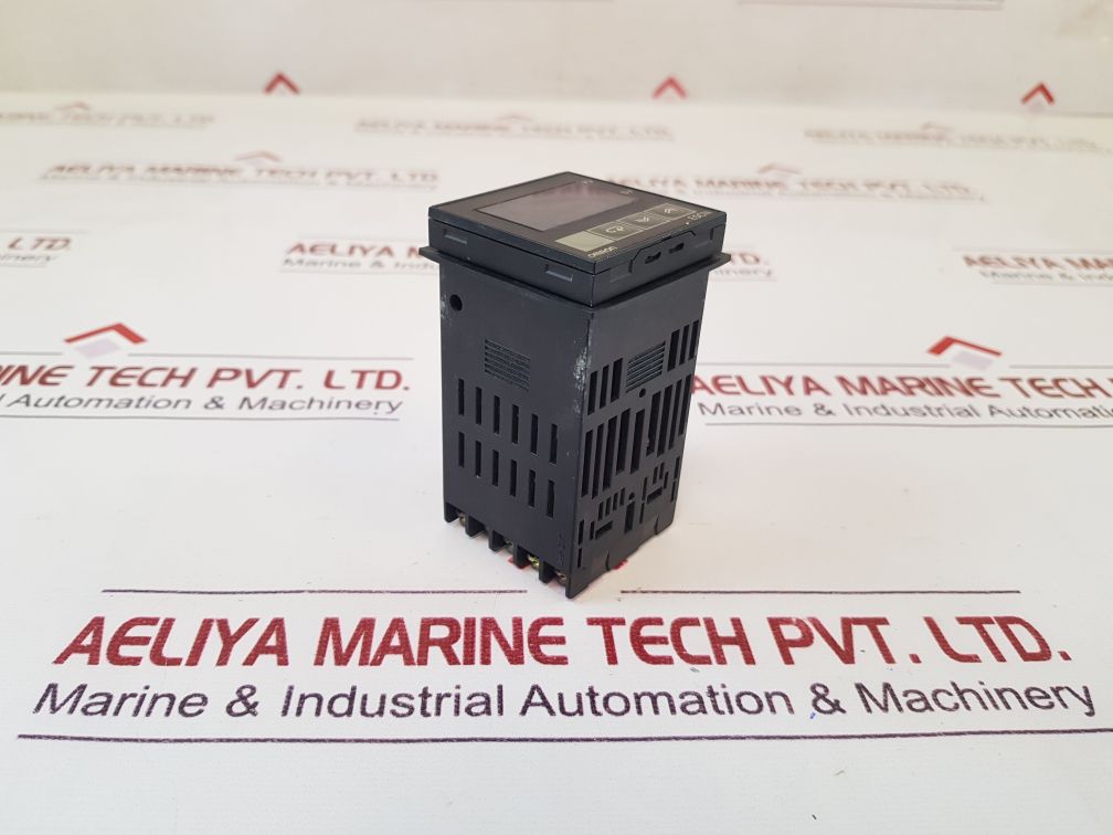 Omron E5Cn-q2Tc Temperature ControllerThermostat E5Cn