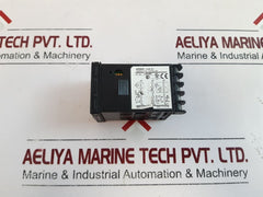 Omron E5Cn-r2T Temperature Controller 100 To 240Vac~
