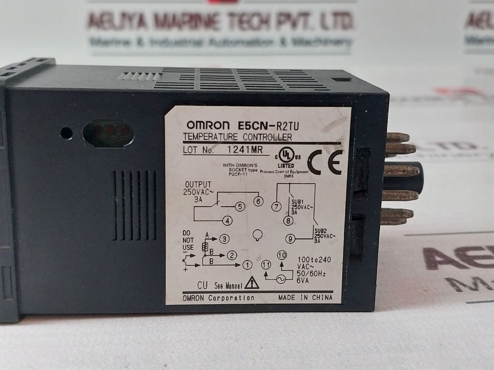 Omron E5Cn-r2Tu Temperature Controller 50/60Hz 6Va