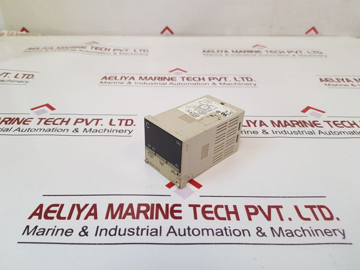 Omron E5Cs-r1Kj Temperature Controller