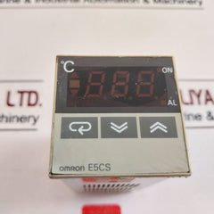 Omron E5Cs-r1Px-521 Temperature Controller 100 To 240Vac