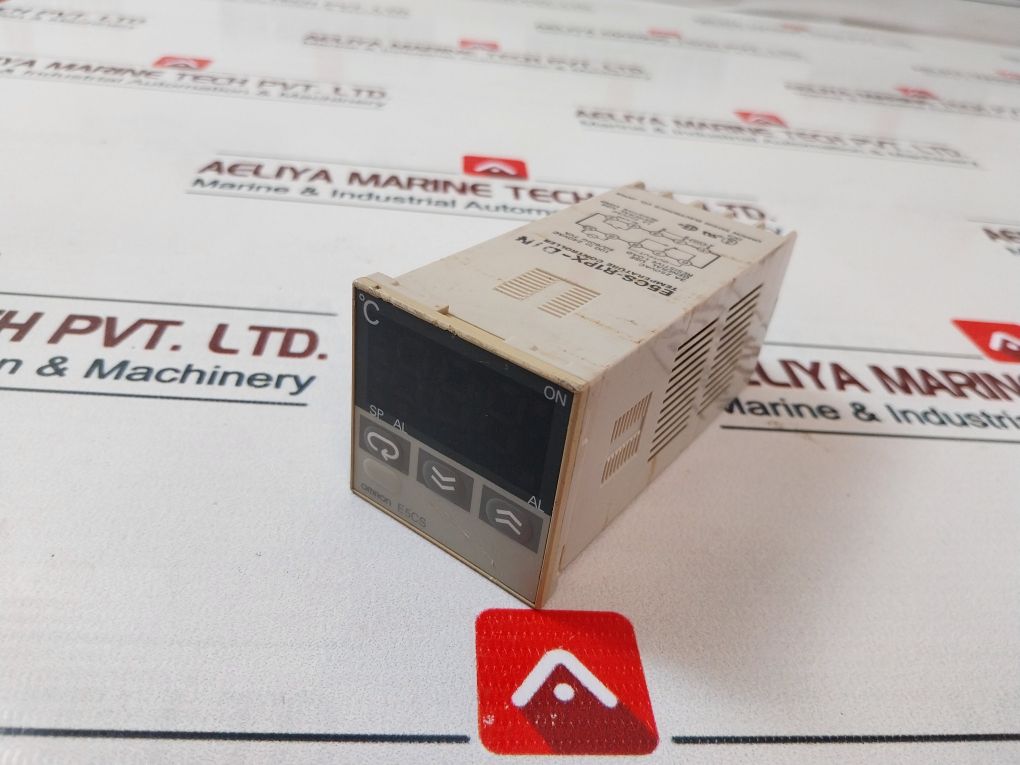 Omron E5Cs-r1Px-din Temperature Controller 3A 250Vac