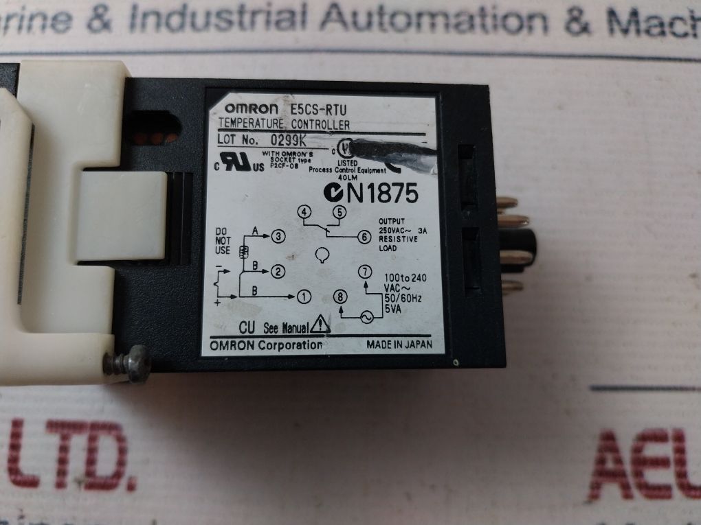 Omron E5Cs-rtu Temperature Controller 100 To 240Vac