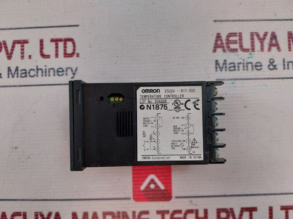 Omron E5Csv-r1T-500 Temperature Controller 250Vac