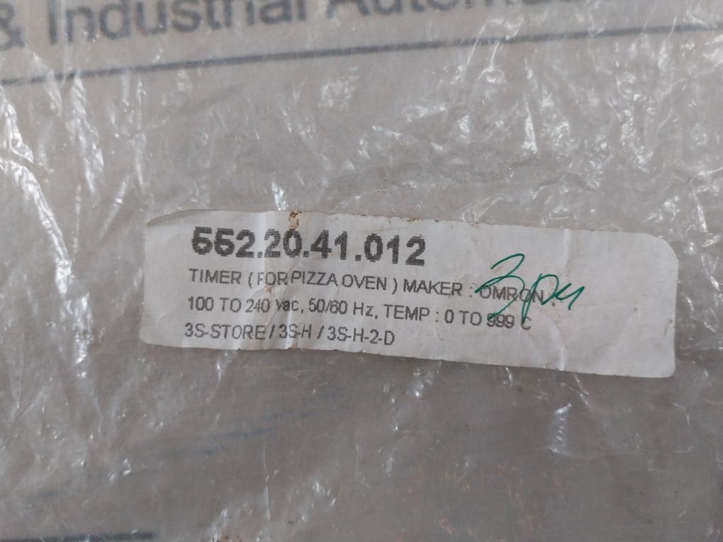 Omron E5Csv-r1T-500 Temperature Controller 100-240Vac