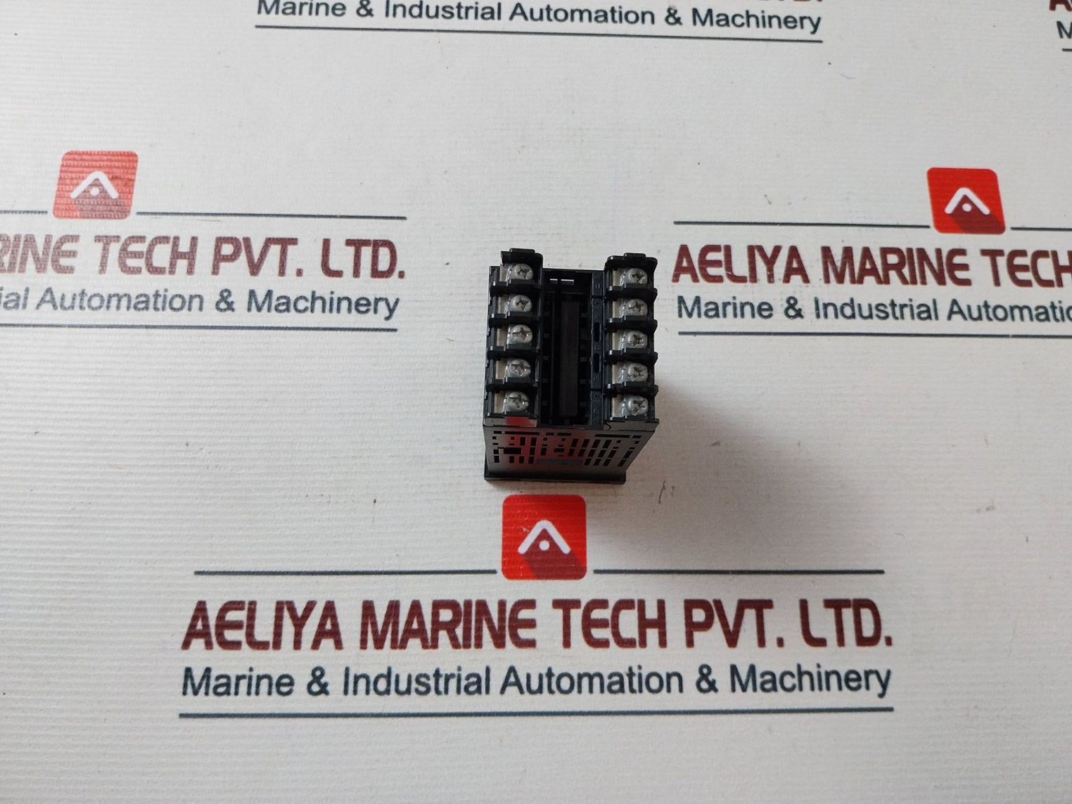 Omron E5Csv-r1T-500 Temperature Controller 250Vac 50/60Hz