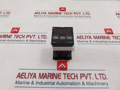 Omron E5Csv-r1T-f Temperature Controller 50/60Hz