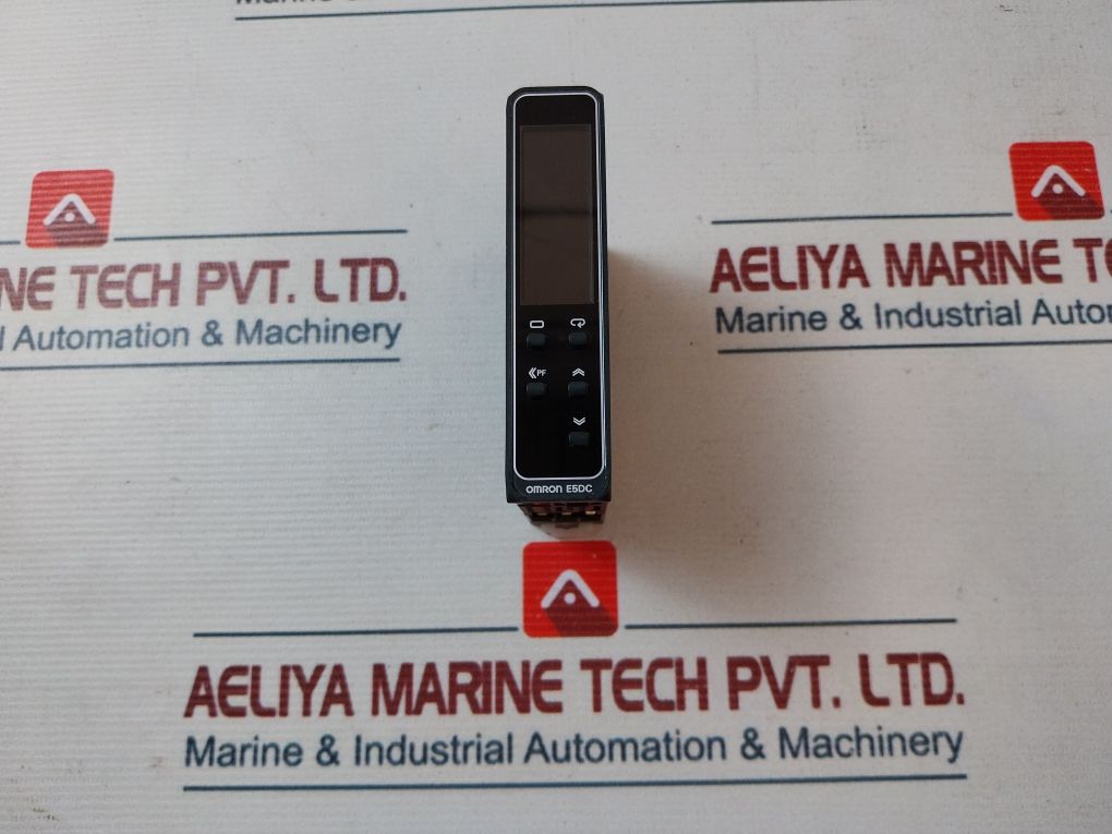 Omron E5Dc-qx2Asm-802 Digital Temperature Controller 250Vac