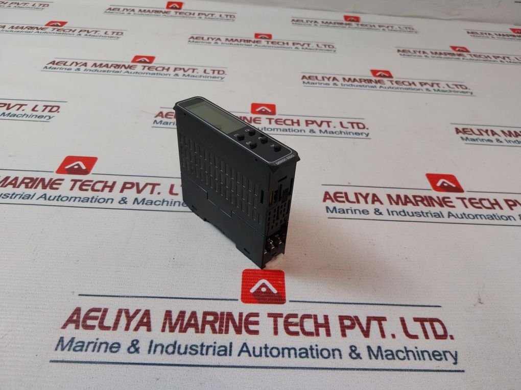 Omron E5Dc-qx2Asm-802 Digital Temperature Controller 250Vac