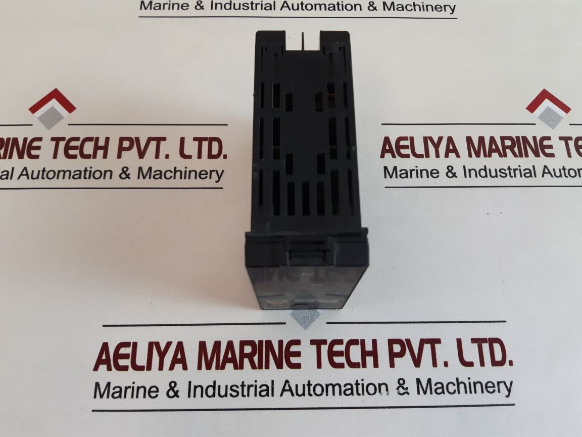 Omron E5Ek-prr2-500 Digital Controller