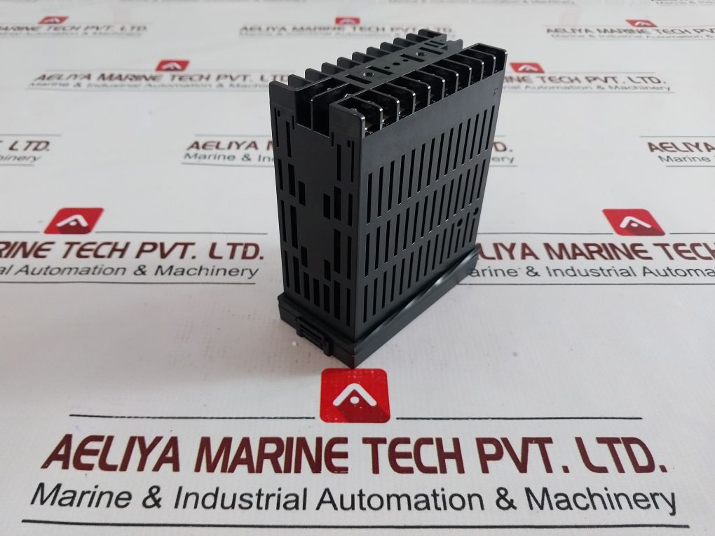 Omron E5Ek-prr2-500 Digital Controller
