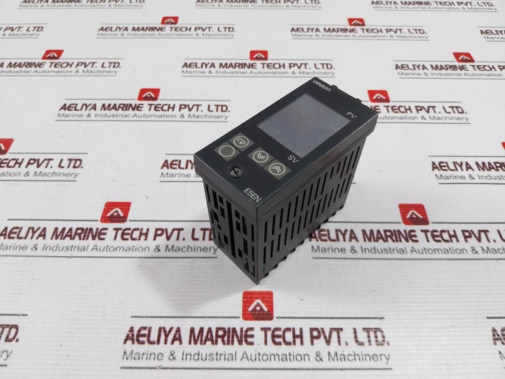 Omron E5En-c3Bt Temperature Controller 50/60Hz