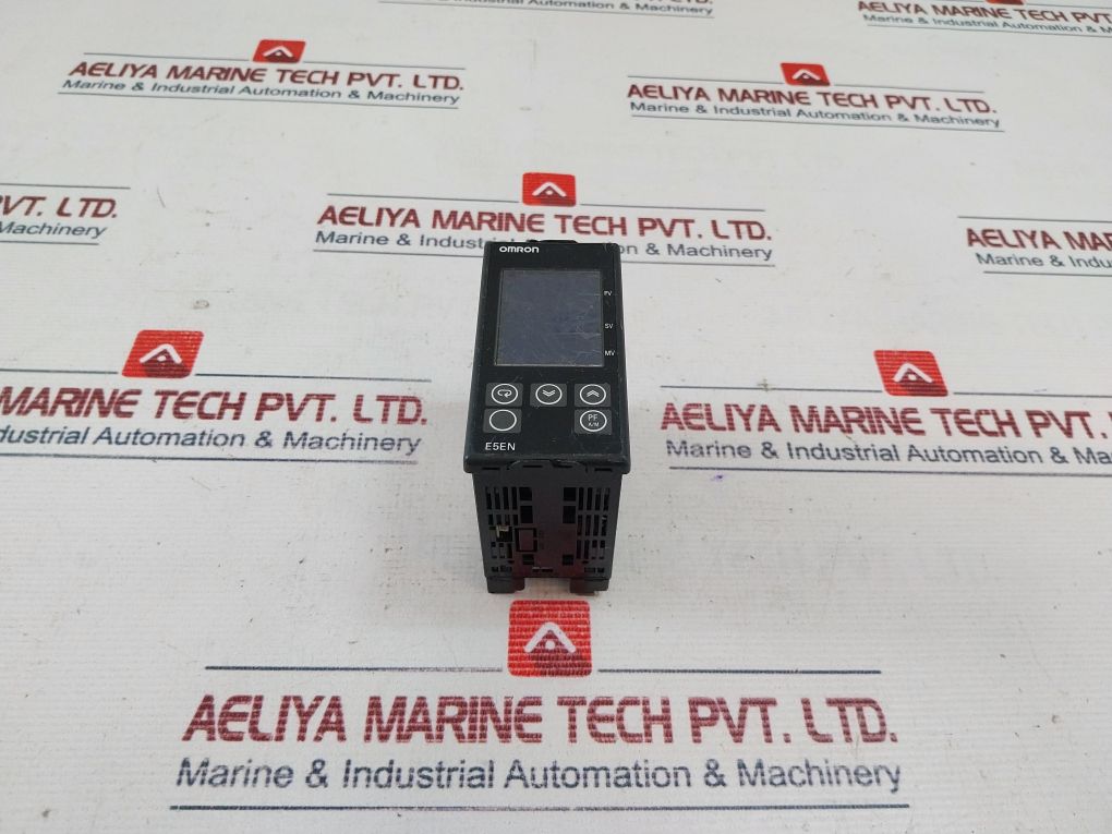 Omron E5En-r3Mt-500-n Temperature Controller 100-240 Vac~