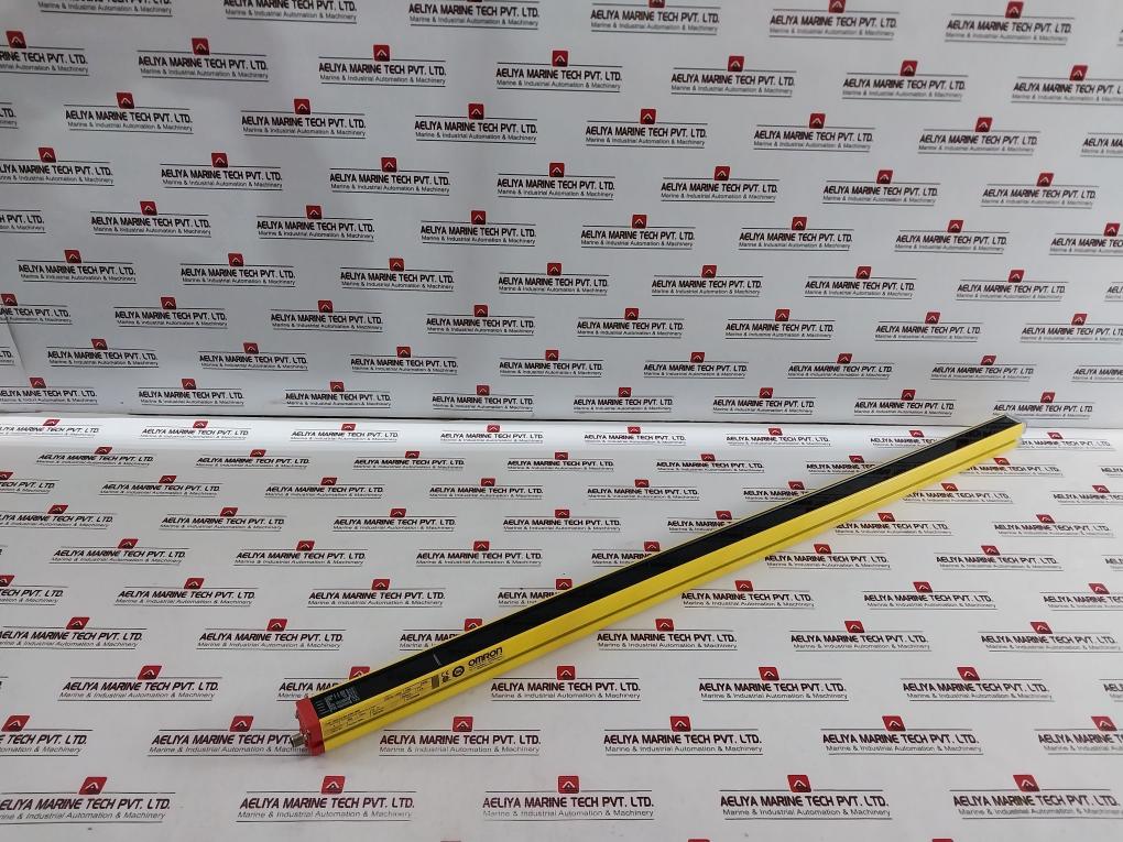 Omron F3S-tgr-cl4A-k4C-900 Safety Light Curtain Set 24Vdc