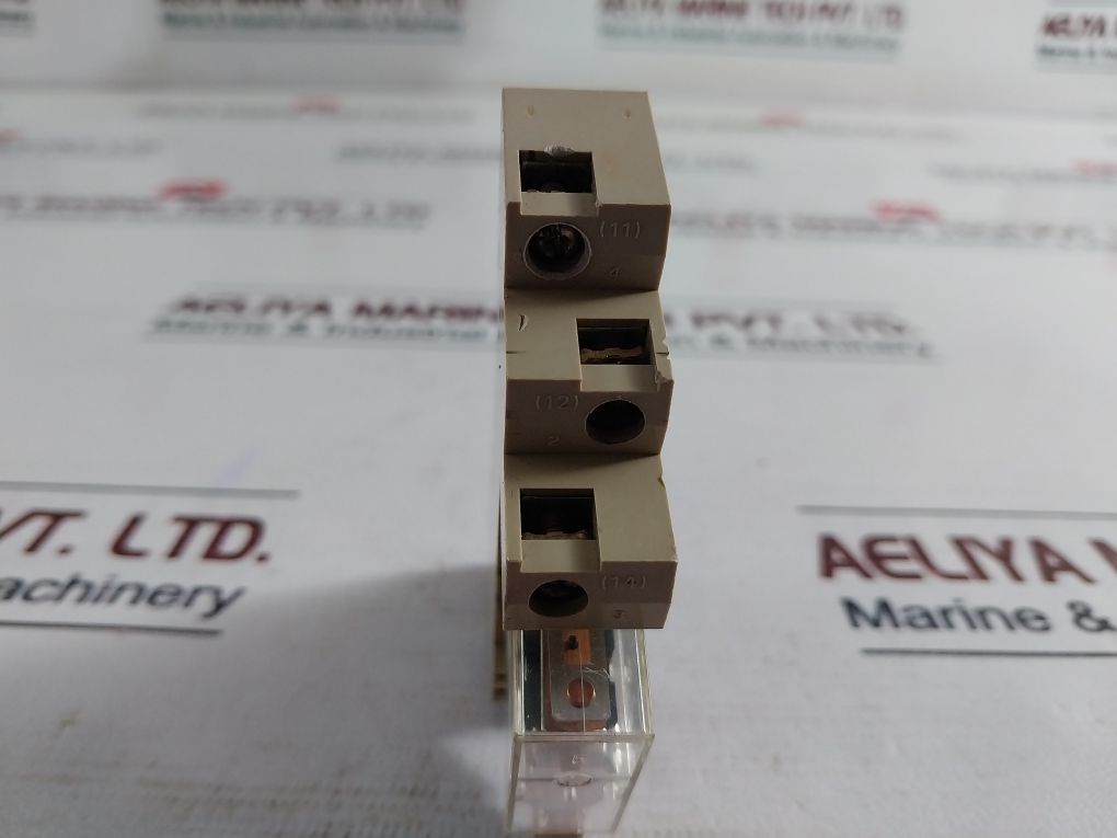 Omron G2R-1-sn Relay With Base