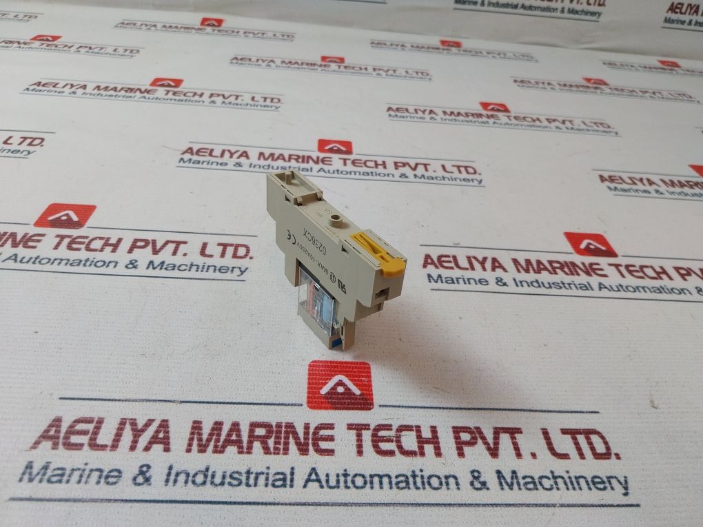 Omron G2R-1-sni (S) Relay With Socket Max.10A250V