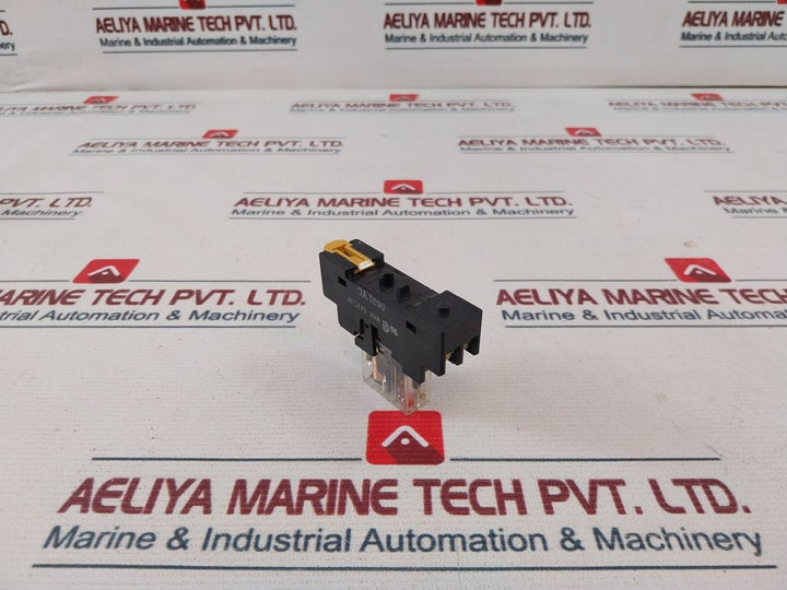 Omron G2R-2-sd Relay With Socket