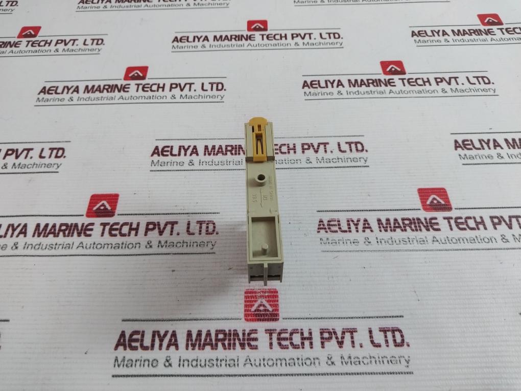 Omron G2R-2-snd(S) Relay 5A 250V Ac