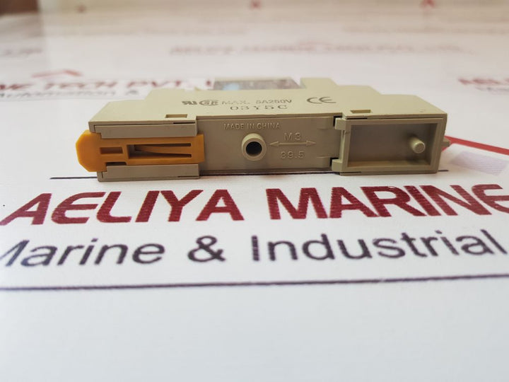 Omron G2R-2-snd(S) Relay With Socket