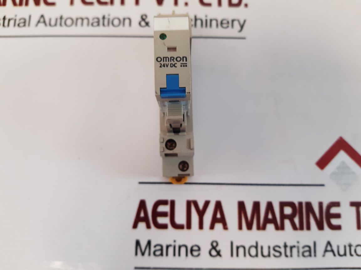 Omron G2R-2-sni (S) Relay With Socket
