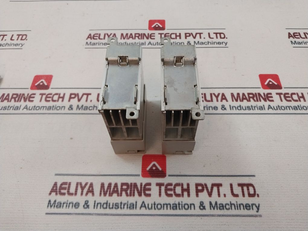 Omron G3Pa-420B Solid State Relay 5-24Vdc---