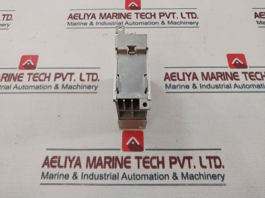 Omron G3Pa-420B Solid State Relay 5-24Vdc---