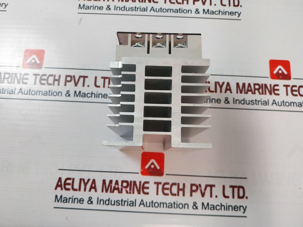 Omron G3Pb-225B-2H-vd Solid State Contactor 