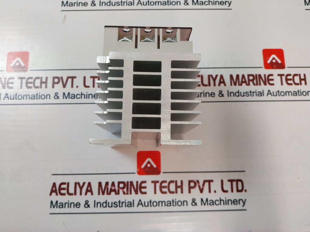 Omron G3Pb-225B-2H-vd Solid State Contactor 