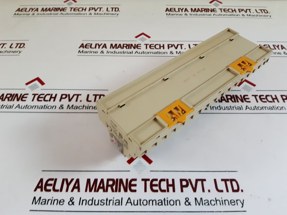 Omron G70A-zoc16-4 Terminal Socket