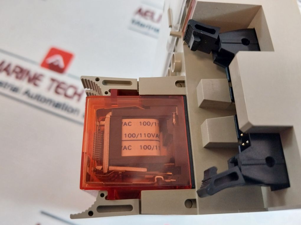 Omron G7Tc-ia16 I/O Relay Terminal 30Vdc 24V Dc