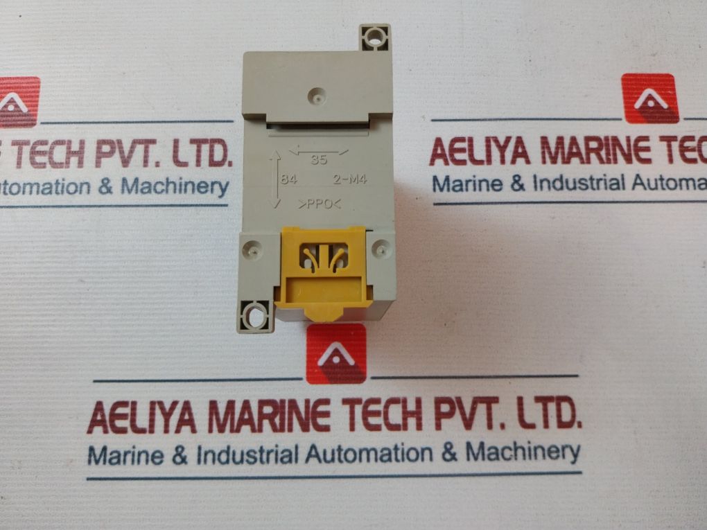 Omron G9Sa-321-t30 Safety Relay Unit