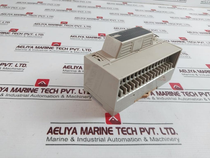 Omron Gt1-od16-1 Digital Unit 24V Dc