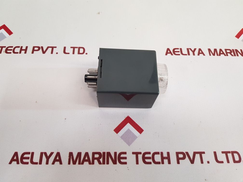 Omron H2A Micro Driven Timer 200Vac 50/60Hz