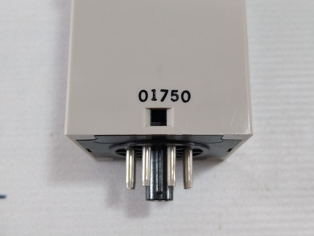 Omron H3Ba-8 Solid-state Timer 0-10 Sec