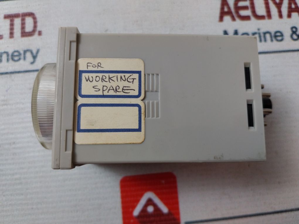 Omron H3Ba-8 Solid-state Timer 250Vac