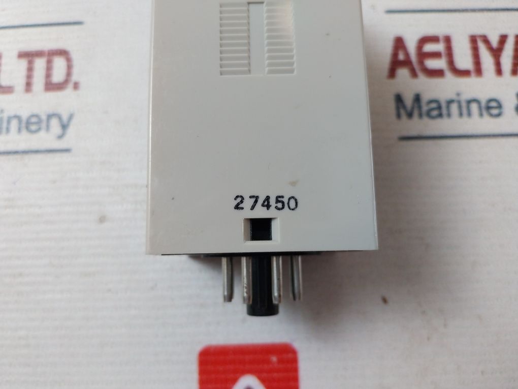 Omron H3Ba-8 Solid-state Timer 250Vac