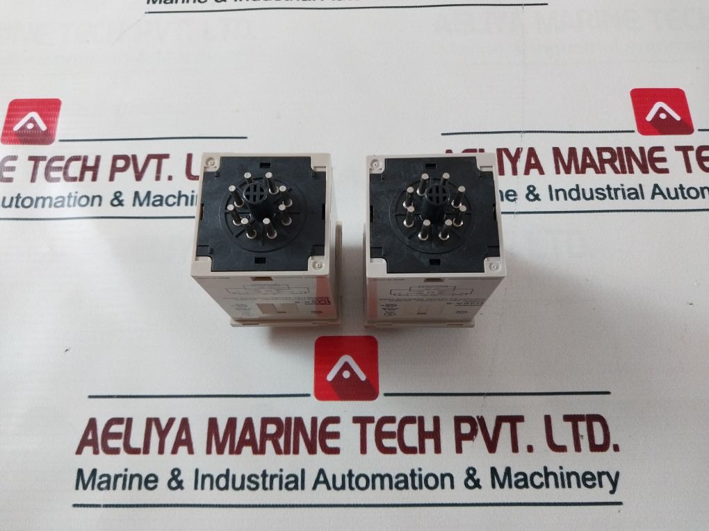 Omron H3Ba-8 Timer 50/60Hz